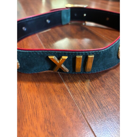 Escada Belt Green Suede with Red edging,  Gold Buckle and Gold Roman Numerals - Picture 4 of 10